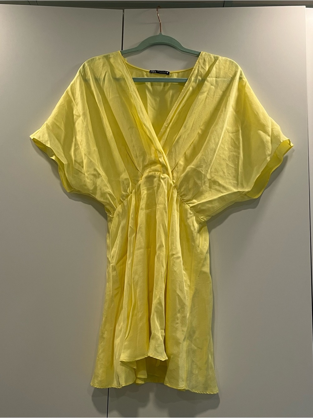 NEW. Zara Yellow V-Neck Flowing satin Dress